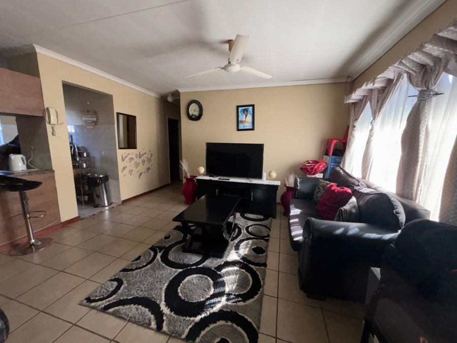 2 Bedroom Property for Sale in Willows Free State